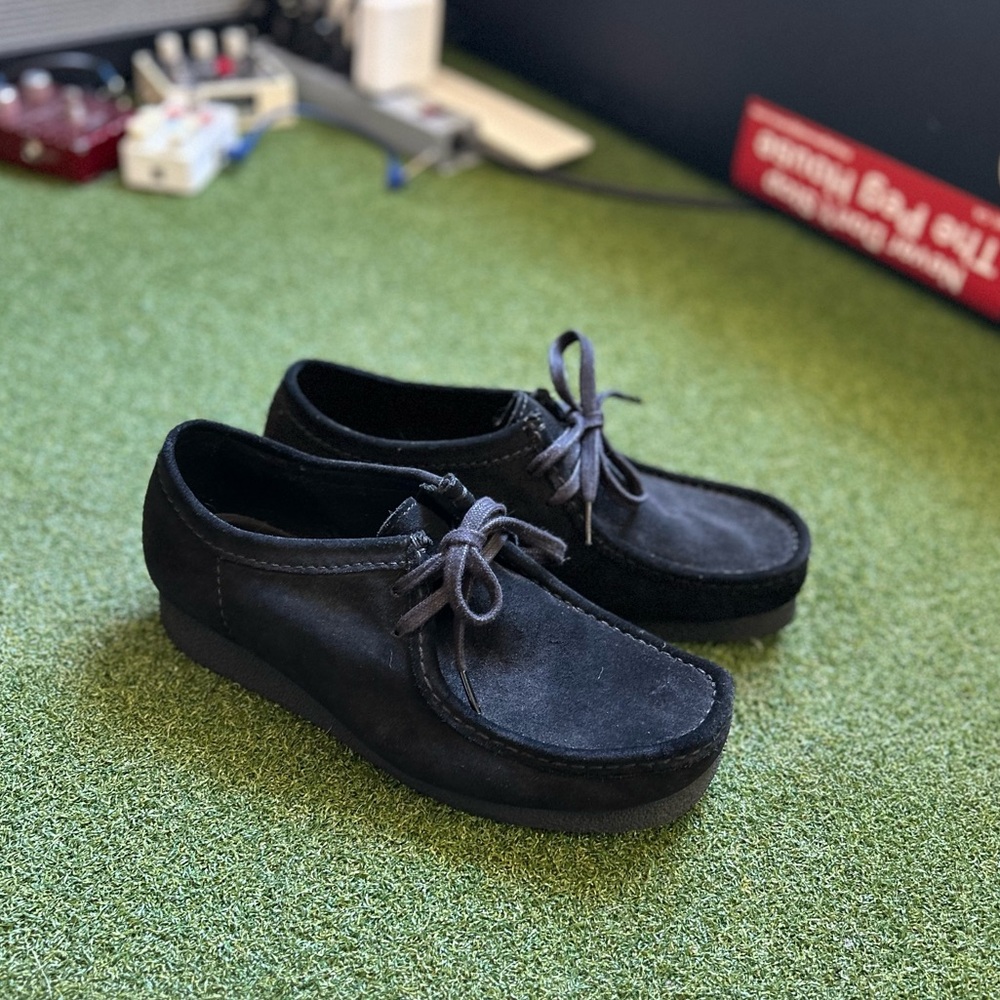 Clarks Wallabees